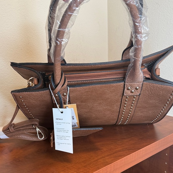 NWT Jessie James Kate Concealed Carry Lock and Key Satchel with Coin Pouch - Picture 10 of 16